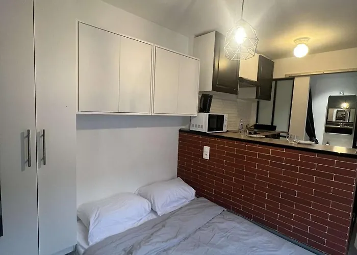 Apartment In Hyper-centre